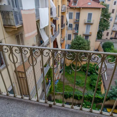 Dal Vassalli Eandi By Happyhostorino تورينو