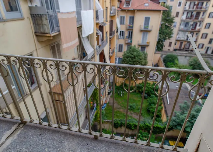 Dal Vassalli Eandi By Happyhostorino トリノ