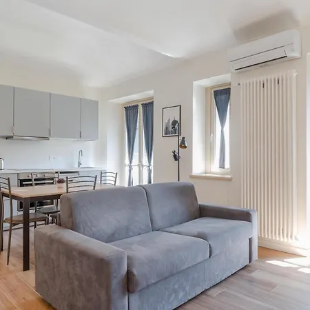 Dal Vassalli Eandi By Happyhostorino Apartment